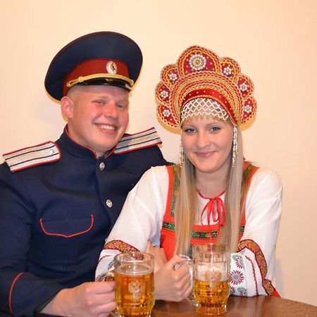 Готель Gosciniec Borne Sulinowo - Byla Baza Wojskowa Екстер'єр фото
