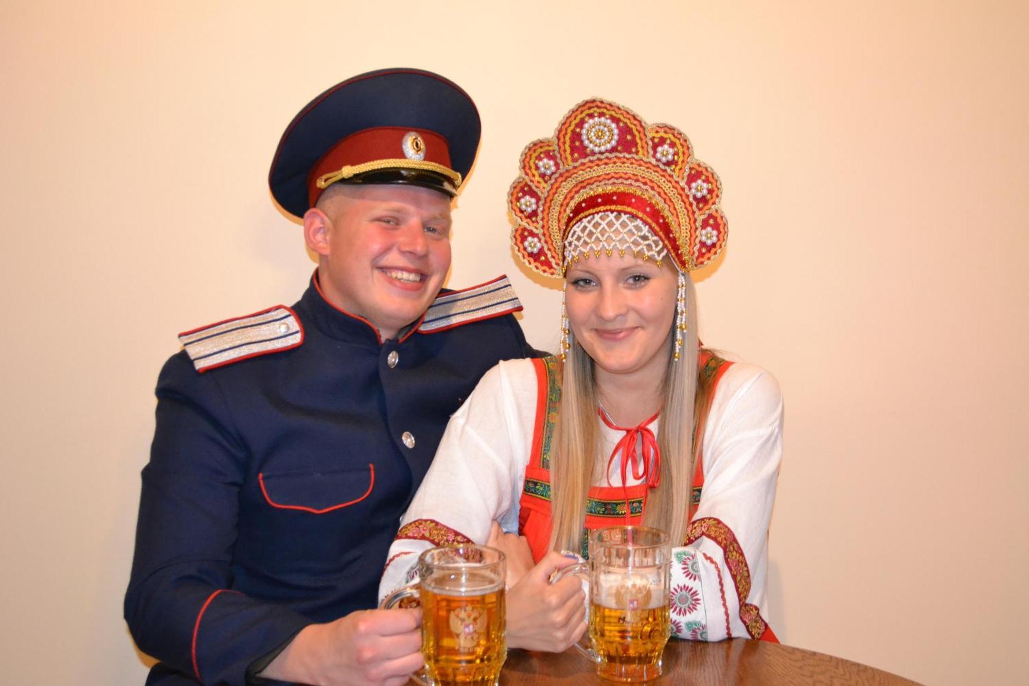 Готель Gosciniec Borne Sulinowo - Byla Baza Wojskowa Екстер'єр фото